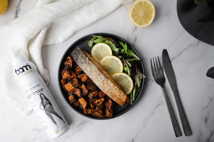 pecen losos in sladki krompir iz airfryerja