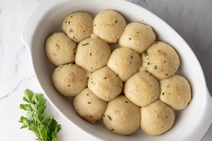 cesnekové kulicky se sýrem